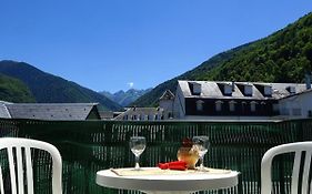 Appartement Bagnères-de-Luchon, 2 pièces, 6 personnes - FR-1-313-151